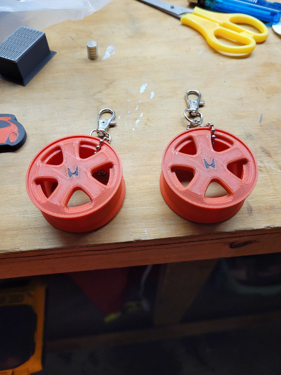 Honda EK Hatch VTI Rim Replica Keychain